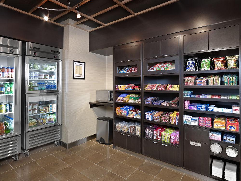 Courtyard By Marriott Edmonton West Hotel Bagian luar foto