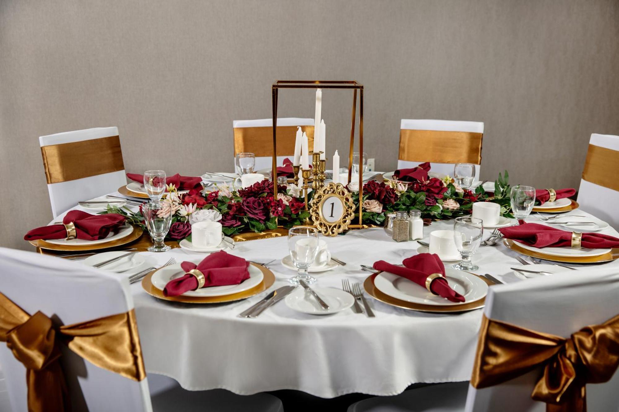Courtyard By Marriott Edmonton West Hotel Bagian luar foto