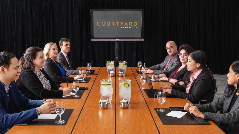 Courtyard By Marriott Edmonton West Hotel Bagian luar foto